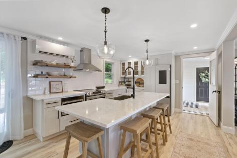 589 Roosevelt Trail Naples ME 04055