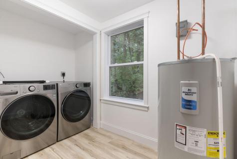 589 Roosevelt Trail Naples ME 04055