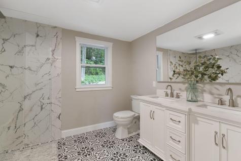 589 Roosevelt Trail Naples ME 04055