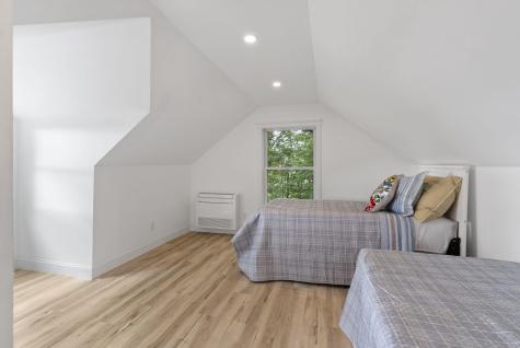 589 Roosevelt Trail Naples ME 04055