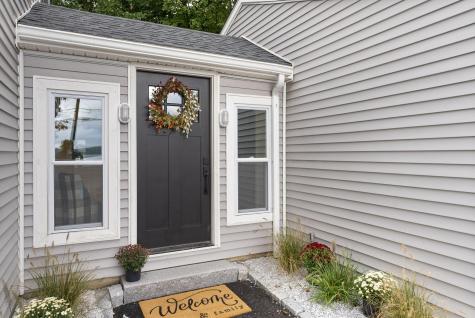 589 Roosevelt Trail Naples ME 04055