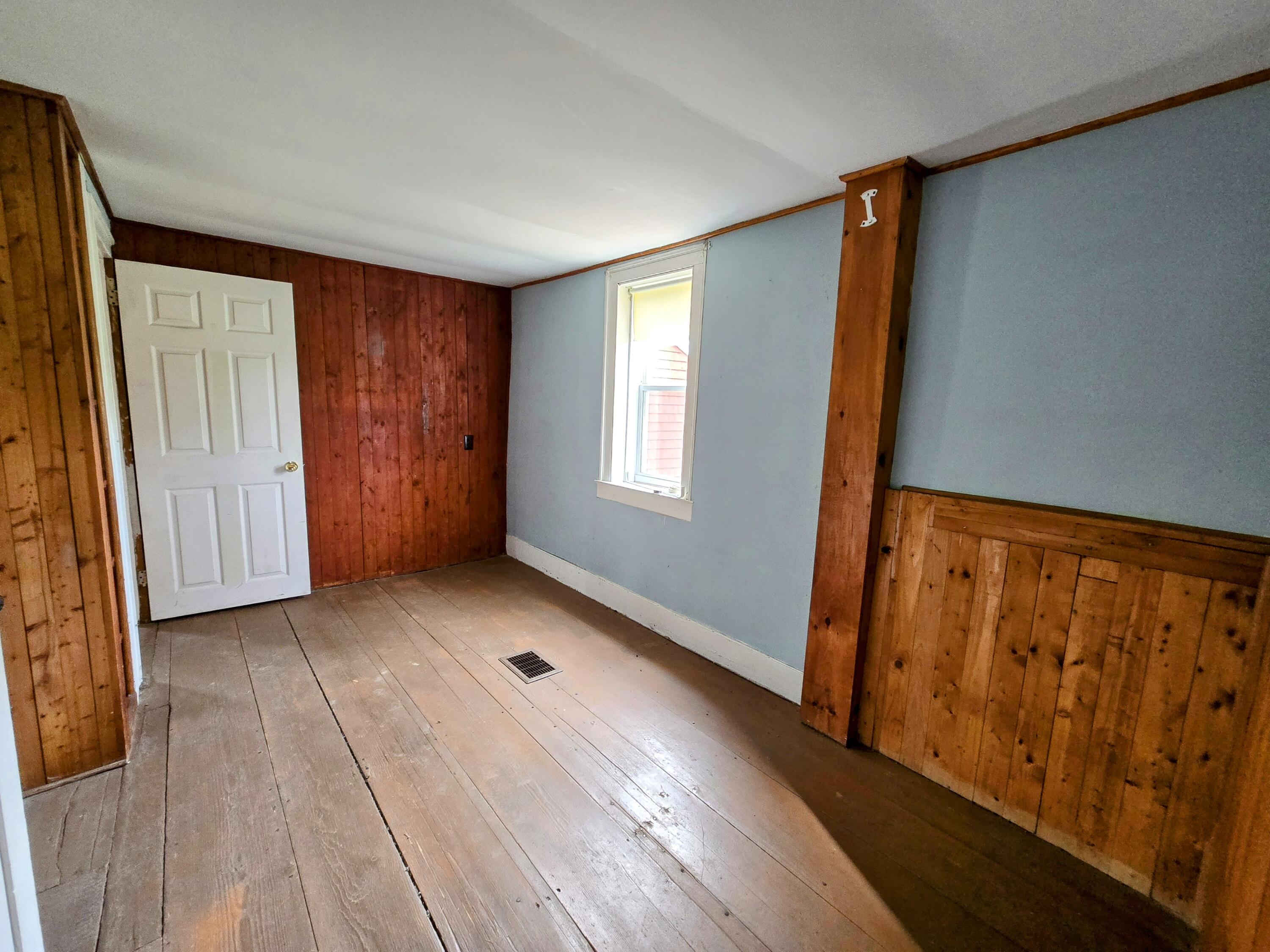 1079 Belfast Road Knox ME 04986