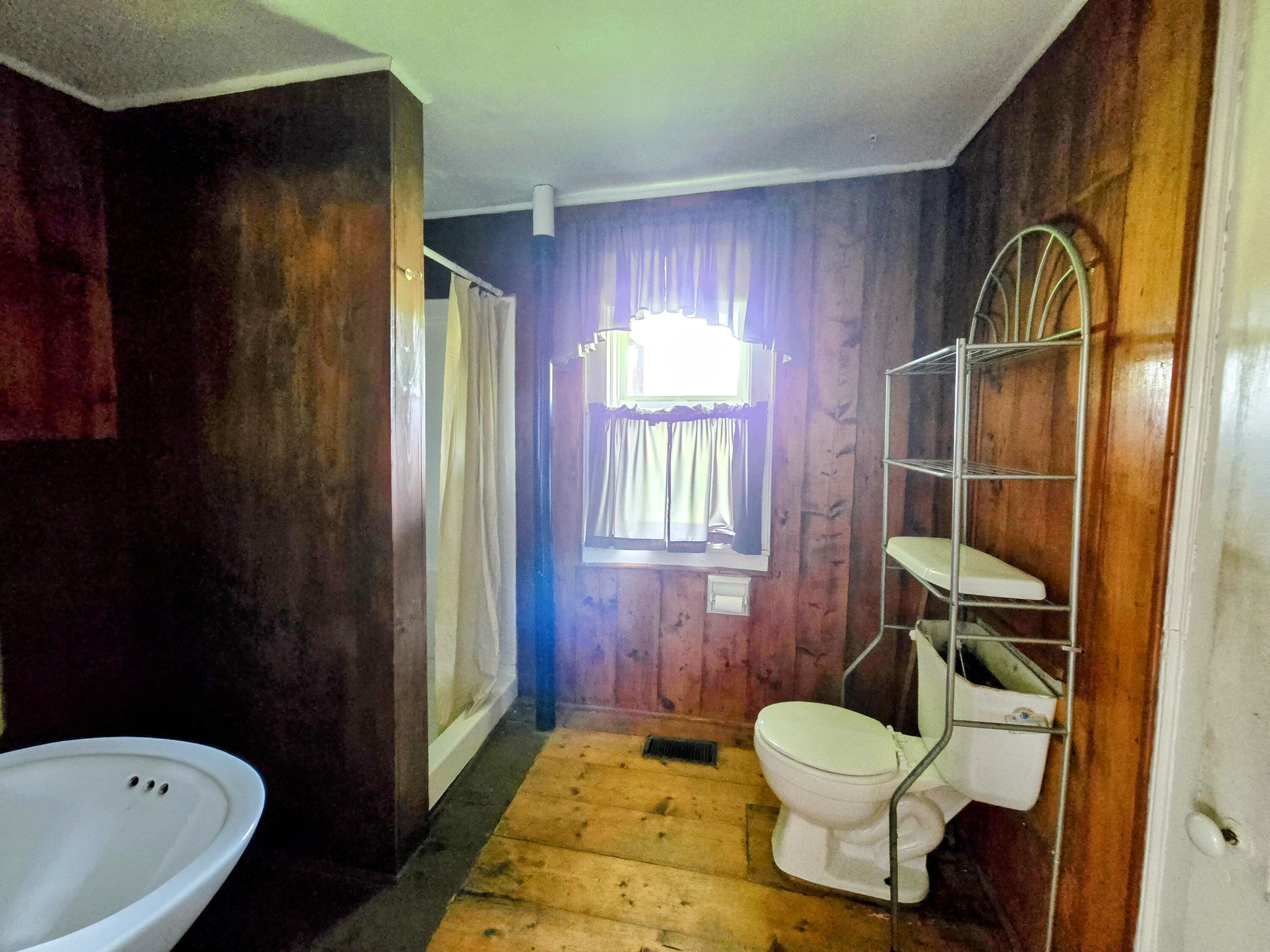 1079 Belfast Road Knox ME 04986