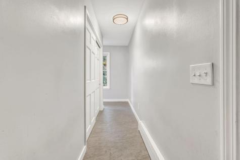 212 Vickery Road Auburn ME 04210