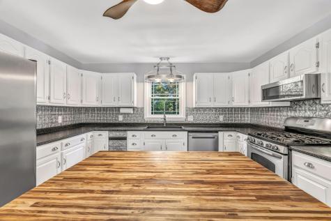 212 Vickery Road Auburn ME 04210