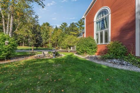 212 Vickery Road Auburn ME 04210