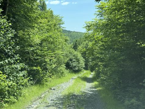 119 Campground Road Elliottsville Twp ME 04414