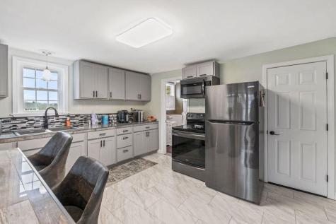 166 Warren Avenue Lewiston ME 04240