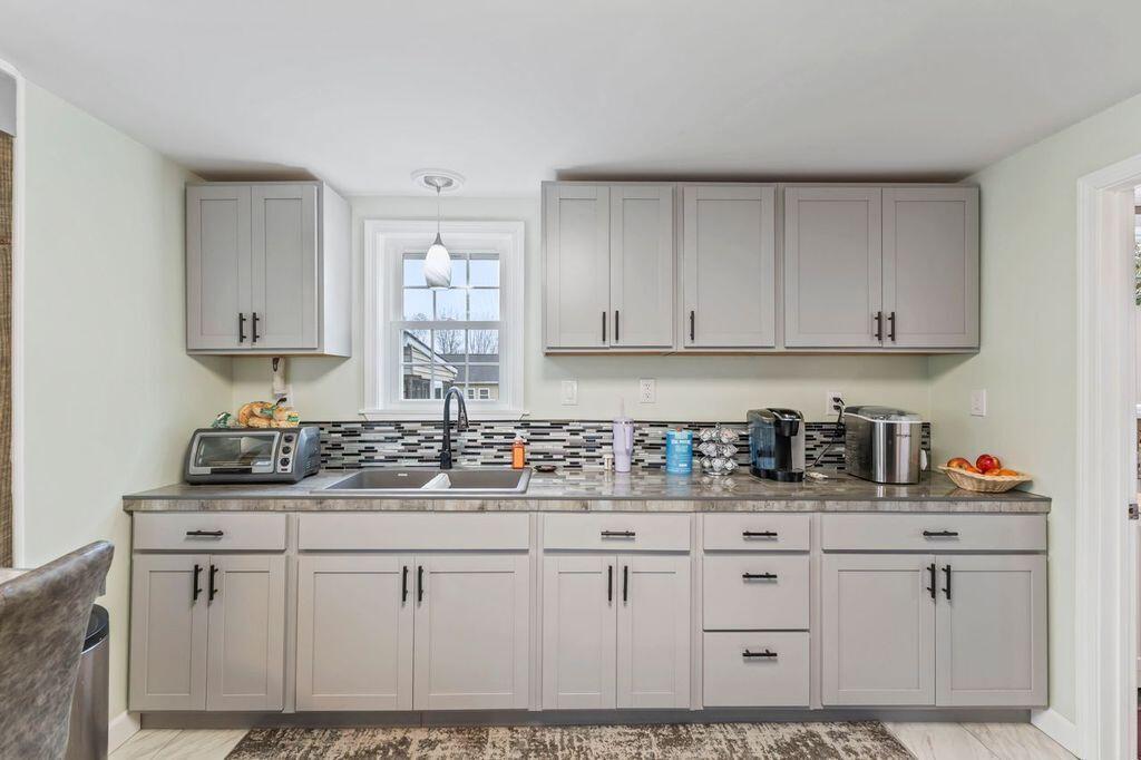 166 Warren Avenue Lewiston ME 04240