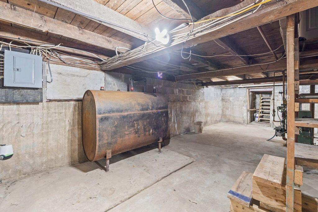 166 Warren Avenue Lewiston ME 04240