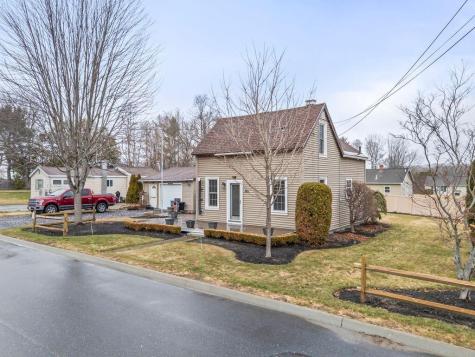 166 Warren Avenue Lewiston ME 04240