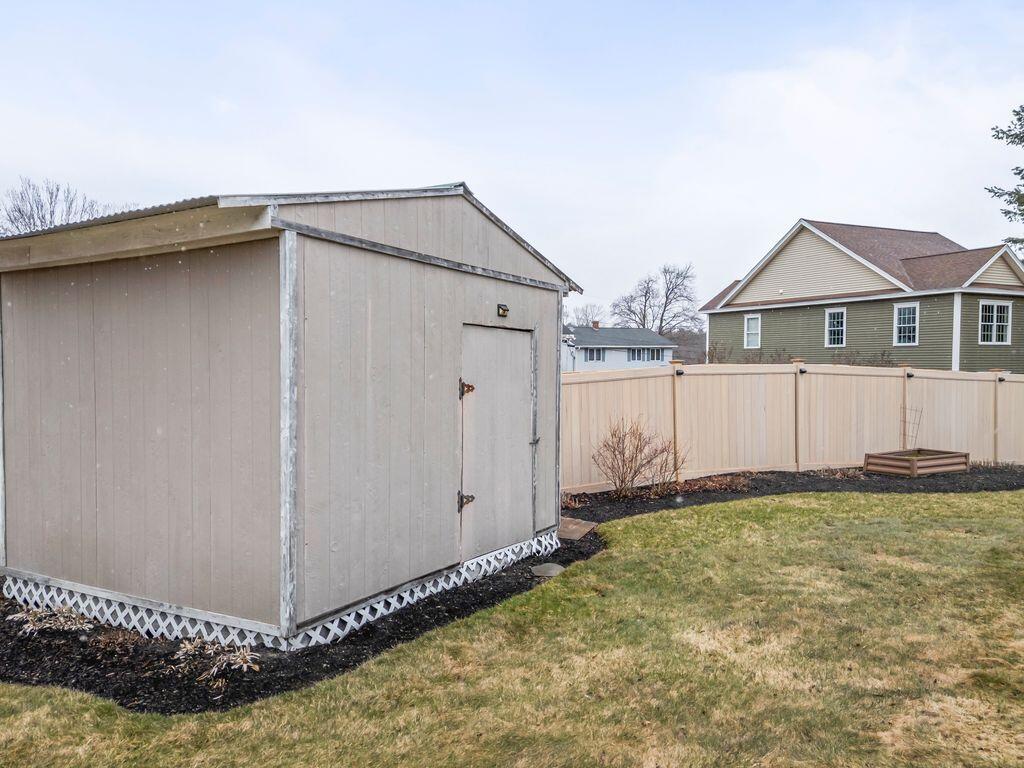 166 Warren Avenue Lewiston ME 04240