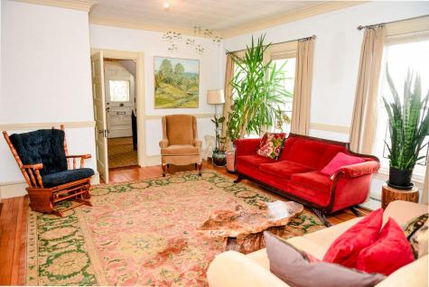 252 High Street Farmington ME 04938