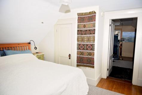 252 High Street Farmington ME 04938