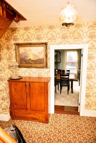 252 High Street Farmington ME 04938