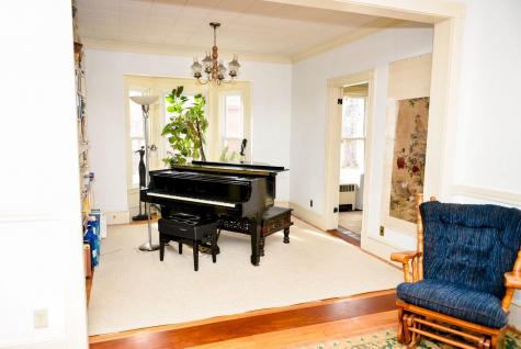 252 High Street Farmington ME 04938