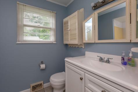 35 Brooks Avenue Lewiston ME 04240