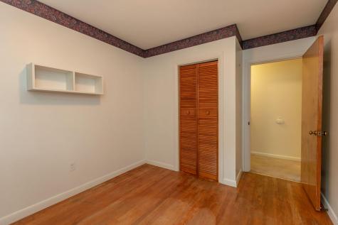 35 Brooks Avenue Lewiston ME 04240
