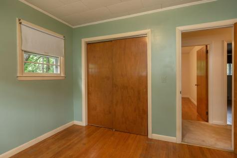 35 Brooks Avenue Lewiston ME 04240