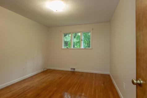 35 Brooks Avenue Lewiston ME 04240