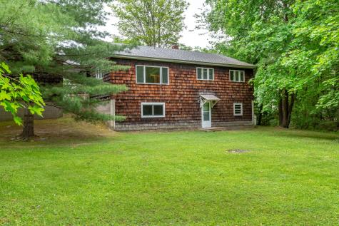 35 Brooks Avenue Lewiston ME 04240