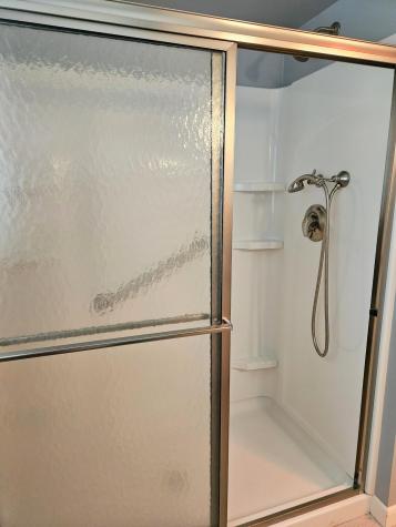 15 Pineland Street Lewiston ME 04240