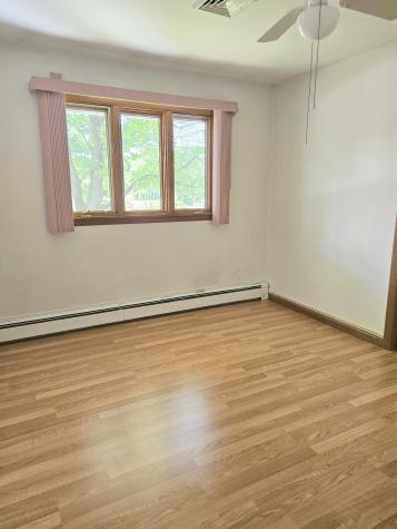 15 Pineland Street Lewiston ME 04240