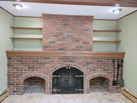 15 Pineland Street Lewiston ME 04240