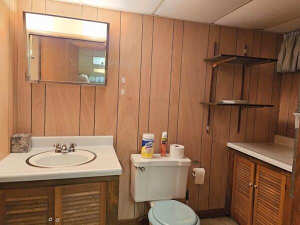 15 Pineland Street Lewiston ME 04240