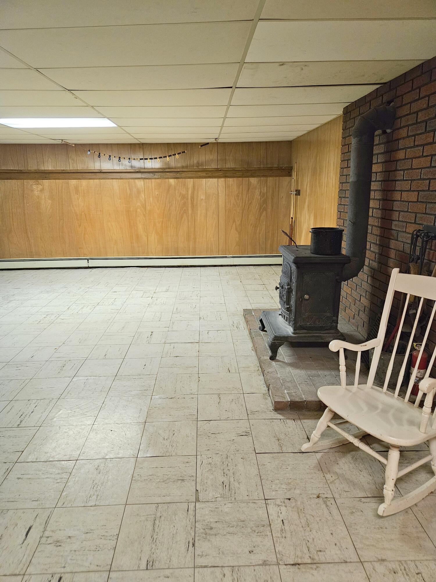 15 Pineland Street Lewiston ME 04240