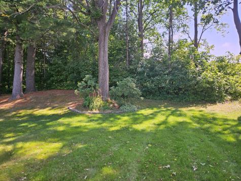 15 Pineland Street Lewiston ME 04240