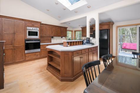 31 Clay Hill Road York ME 03902