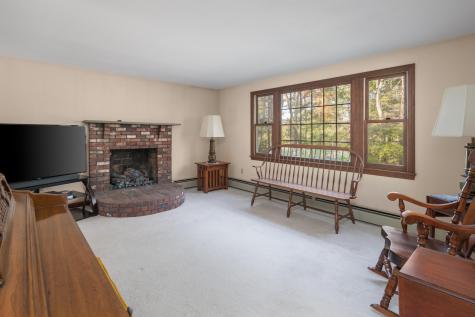 31 Clay Hill Road York ME 03902