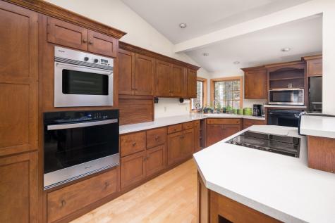 31 Clay Hill Road York ME 03902