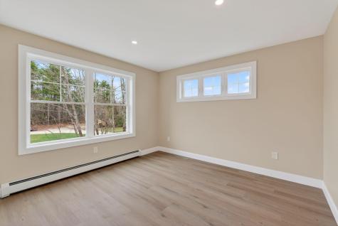 9 Dusty Rhoades Lane Windham ME 04062