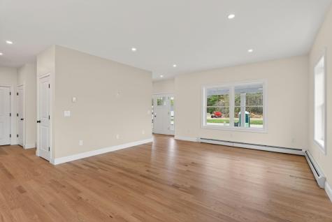 9 Dusty Rhoades Lane Windham ME 04062