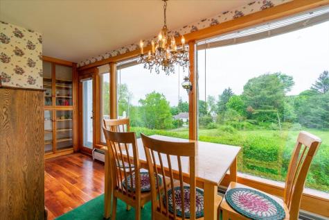 22 Brooks Way Owls Head ME 04854