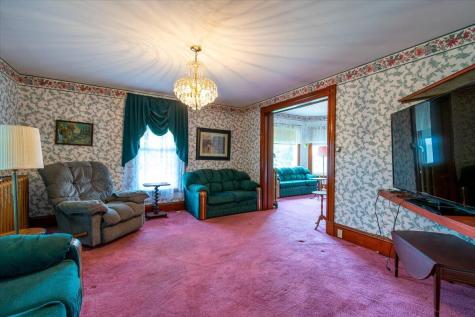 22 Brooks Way Owls Head ME 04854