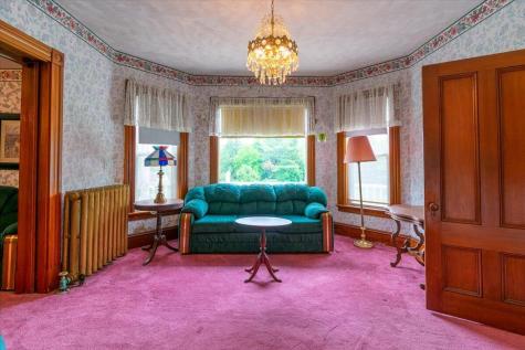 22 Brooks Way Owls Head ME 04854