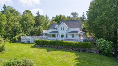 22 Brooks Way Owls Head ME 04854