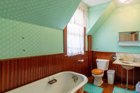 22 Brooks Way Owls Head ME 04854