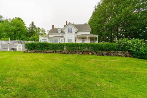 22 Brooks Way Owls Head ME 04854