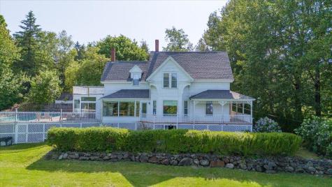 22 Brooks Way Owls Head ME 04854