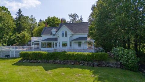 22 Brooks Way Owls Head ME 04854