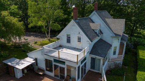 22 Brooks Way Owls Head ME 04854