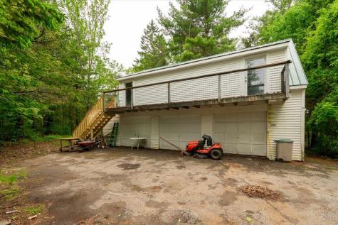 22 Brooks Way Owls Head ME 04854