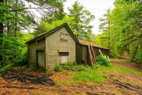 22 Brooks Way Owls Head ME 04854