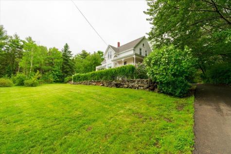 22 Brooks Way Owls Head ME 04854