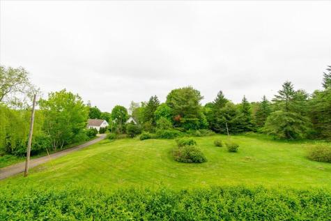 22 Brooks Way Owls Head ME 04854