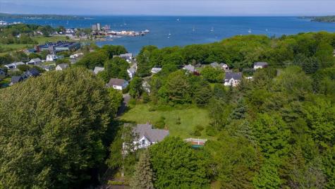 22 Brooks Way Owls Head ME 04854